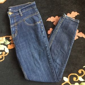 BDG high waisted medium wash skinny jeans
